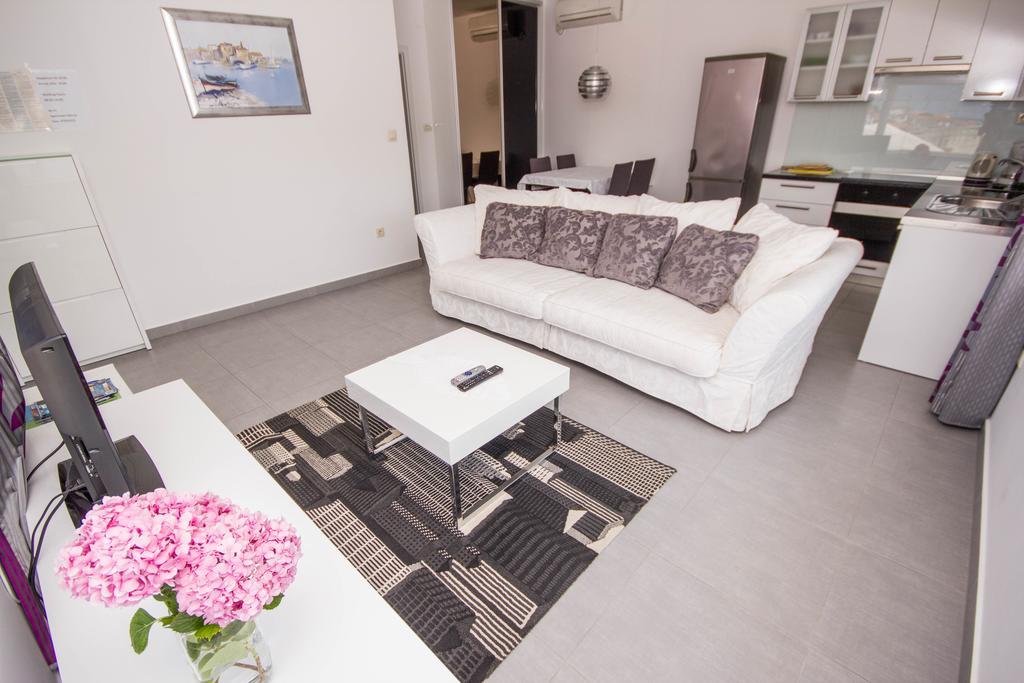 Apartments Maria Трогир Экстерьер фото